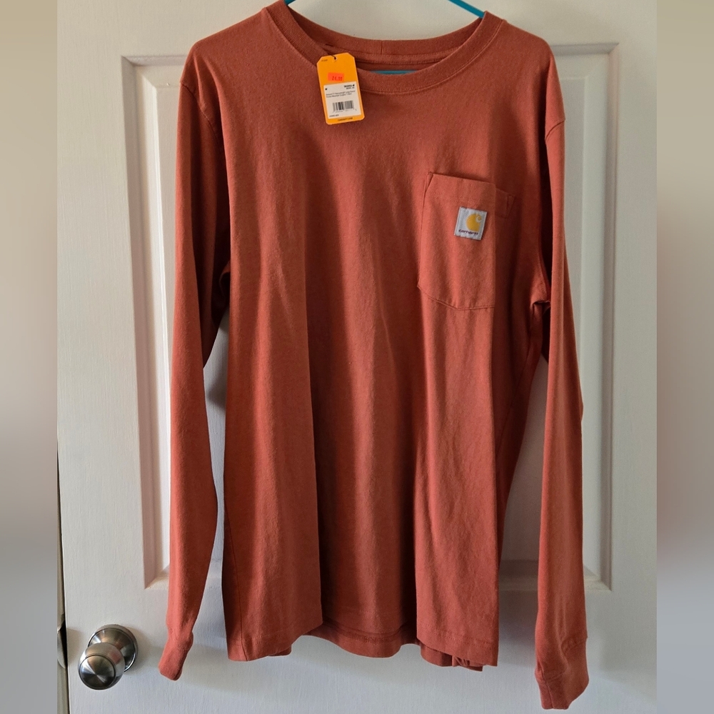 NWT, Men's Relaxed Fit Heavyweight LS Pocket Mountain Graphic TShirt